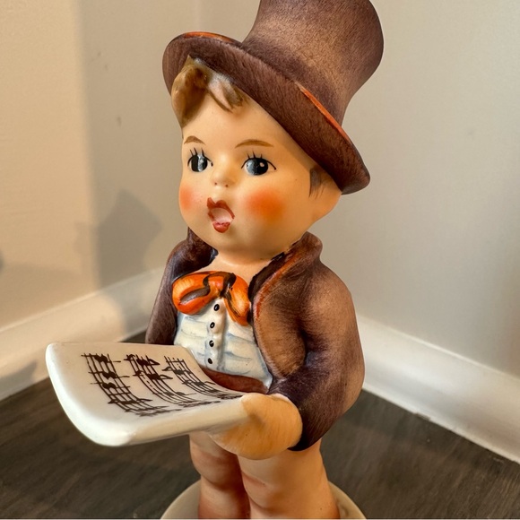 Hummel Goebel #131 STREET SINGER Figurine TMK-3 - Picture 2 of 9